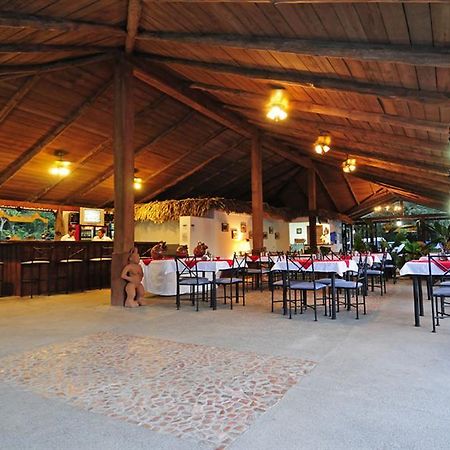 Arena Blanca Hotel Puerto Carrillo Buitenkant foto